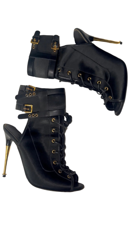 2014 Tom Ford Black Lace Up Booties EU 37